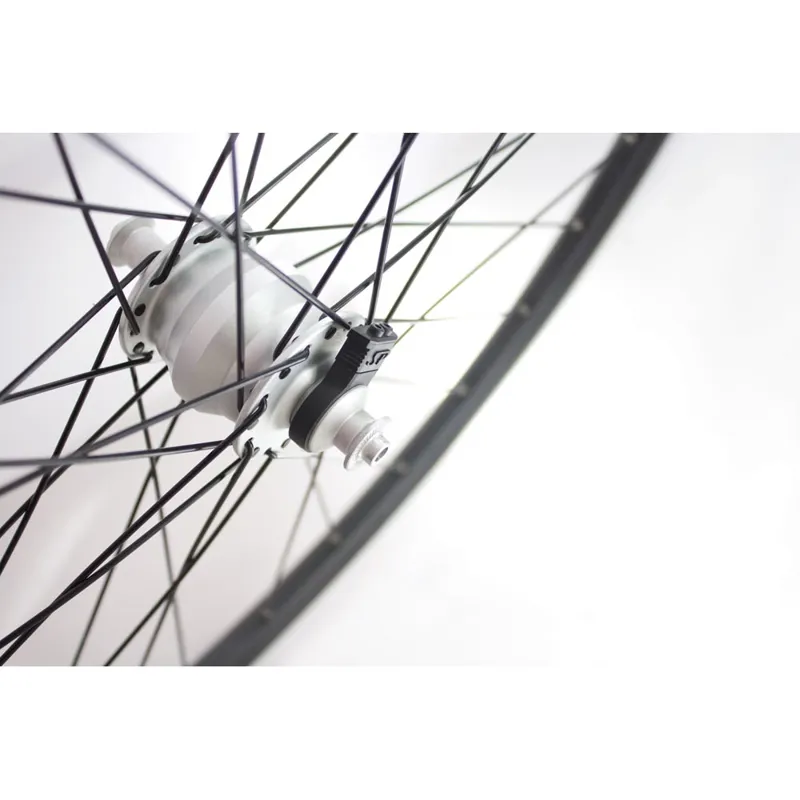 Shutter Precision SV-9 Ultraslim Dynamo Hub in Black-2