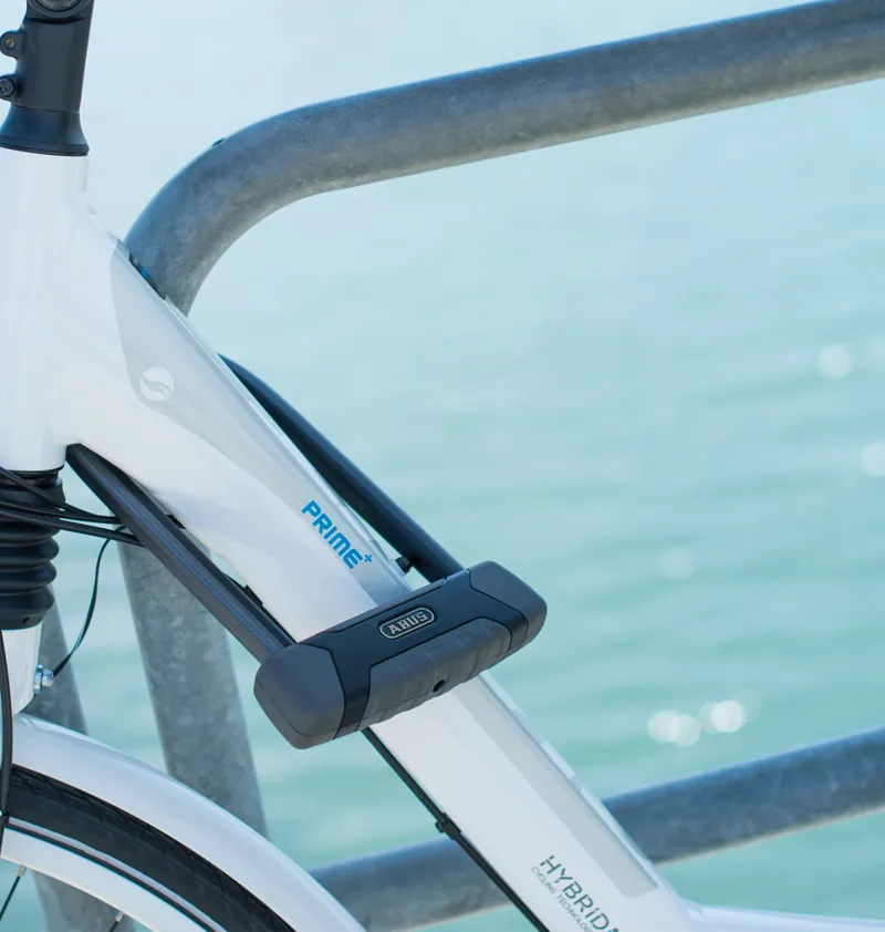 ABUS Granit XPlus 540 U Shackle Lock 300mm Diamond Sold Secure-3