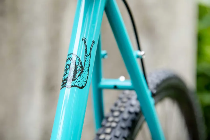 Surly Straggler 1x 650B Disc Adventure Gravel Bike in Chlorine