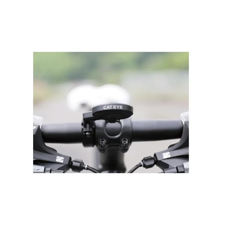 Cateye Quick Wireless Cycle Computer in Black-2