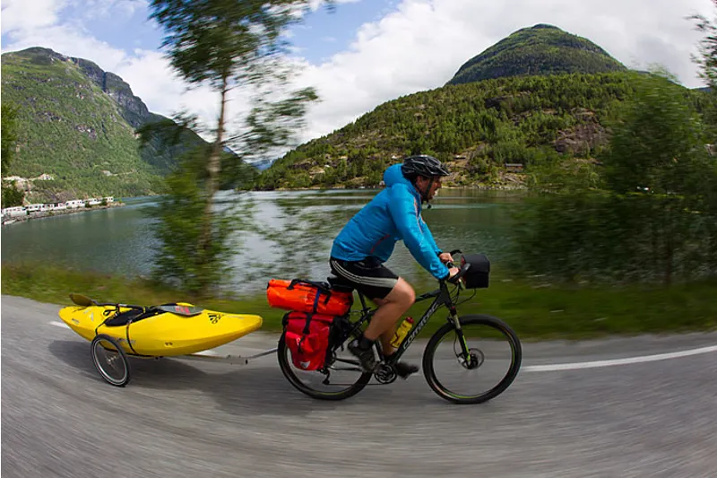 Carry Freedom 2021 Y Trailer 2.2  Large in silver-4