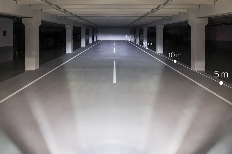 Busch and Muller Luxos U Senso 70/90 Lux Front Dynamo Light in Black-4