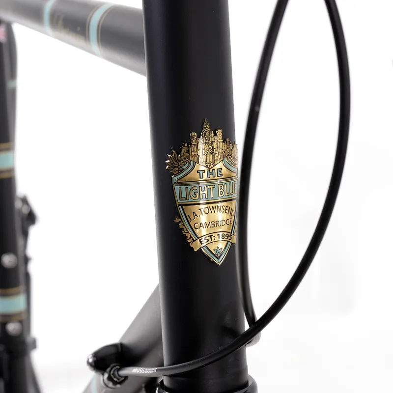 The Light Blue Darwin D Tour Steel Touring Bike in Flat Black-4