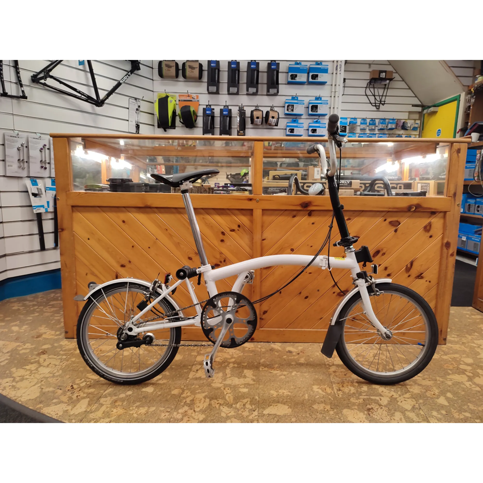 Brompton Second Hand M3L in White 3 Speed