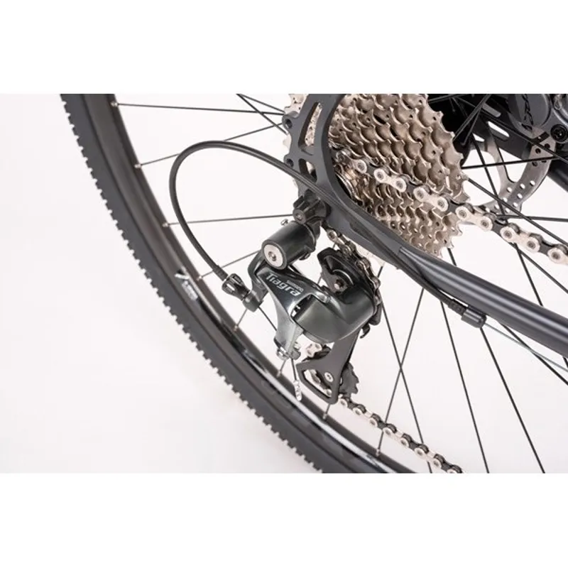 2020 Genesis Croix De Fer 20 Steel Road Bike in Black-4