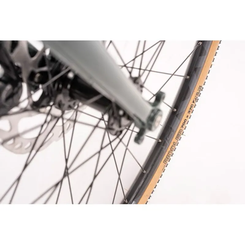 2020 Genesis Croix De Fer 30 Shimano R7000 105 Road Bike in Green-4