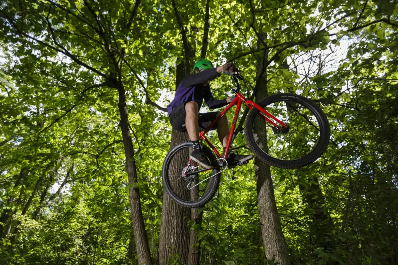 Surly Krampus 29er Plus Suspension in Static Sunset Orange-3