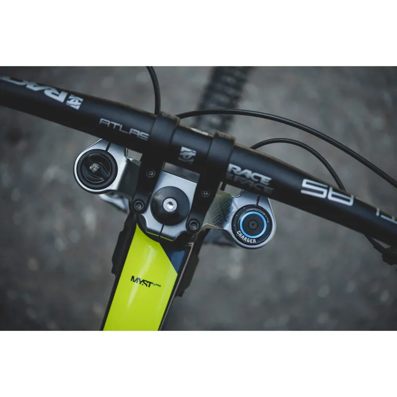 2020 Saracen Myst Pro 29er Downhill Mountain Bike in Blue-2