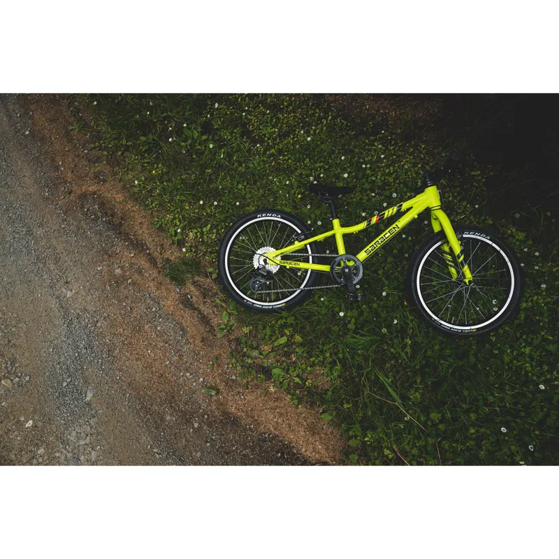 2020 Saracen Mantra 2.0R Kids MTB Bike in Lime Green-1