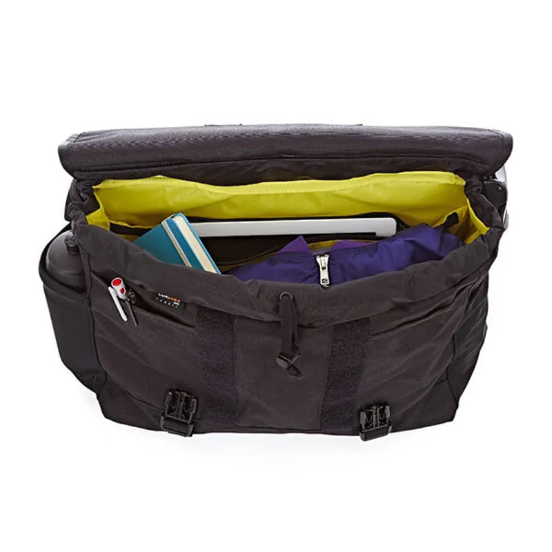 Brompton S Bag in Black-4