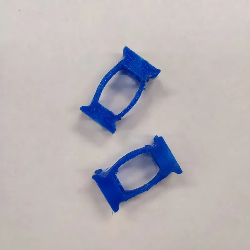 Alan's Brompton Blue Hinge Clip Springs in blue