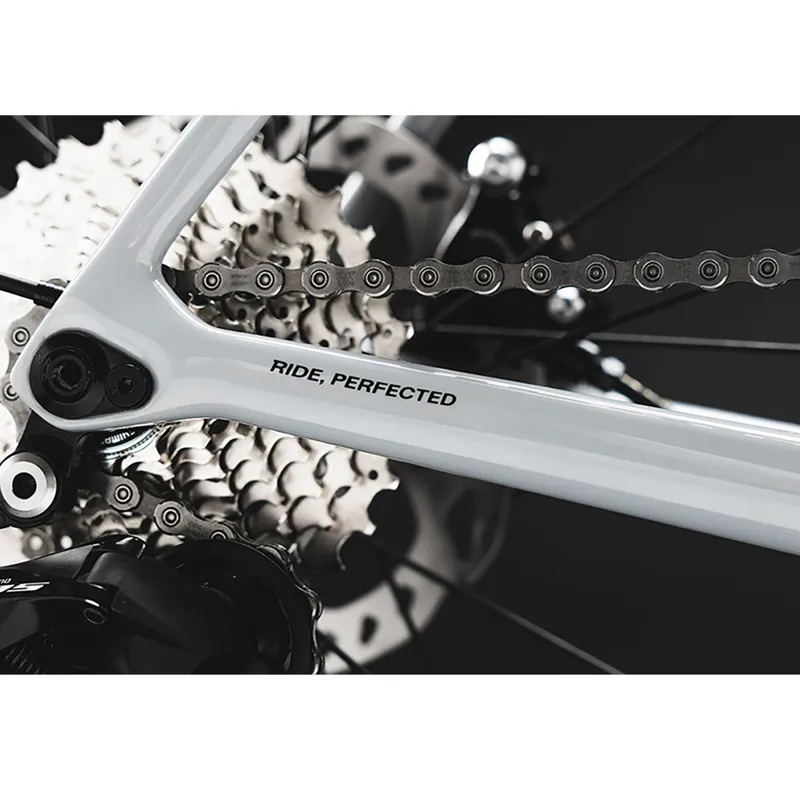 Basso Venta Road Bike in Stone Grey with Shimano 105-2