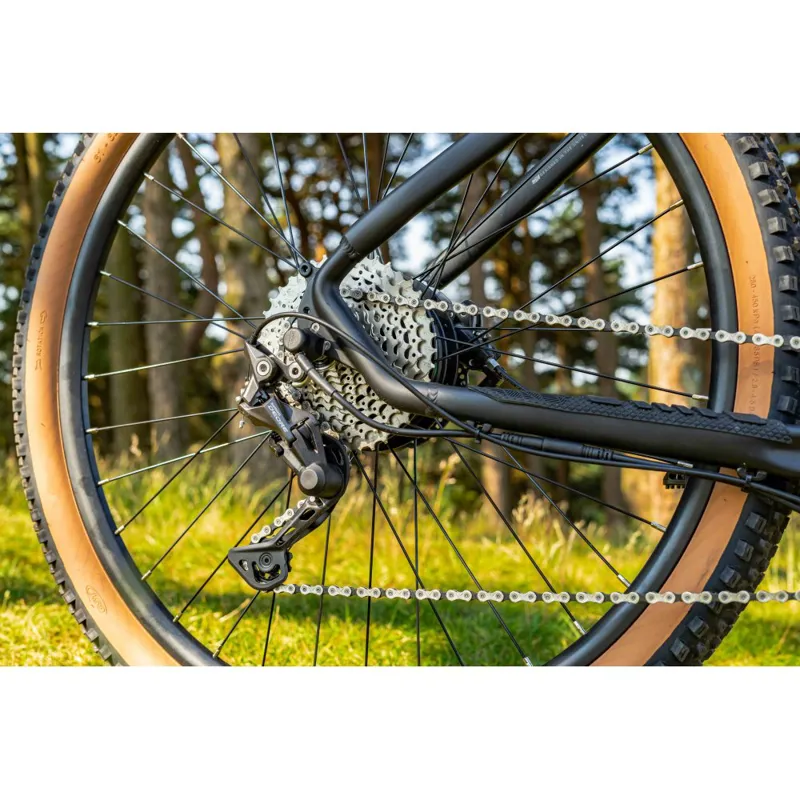 Claud Butler Wrath 2.0 Electric Bike in Stealth Black-6
