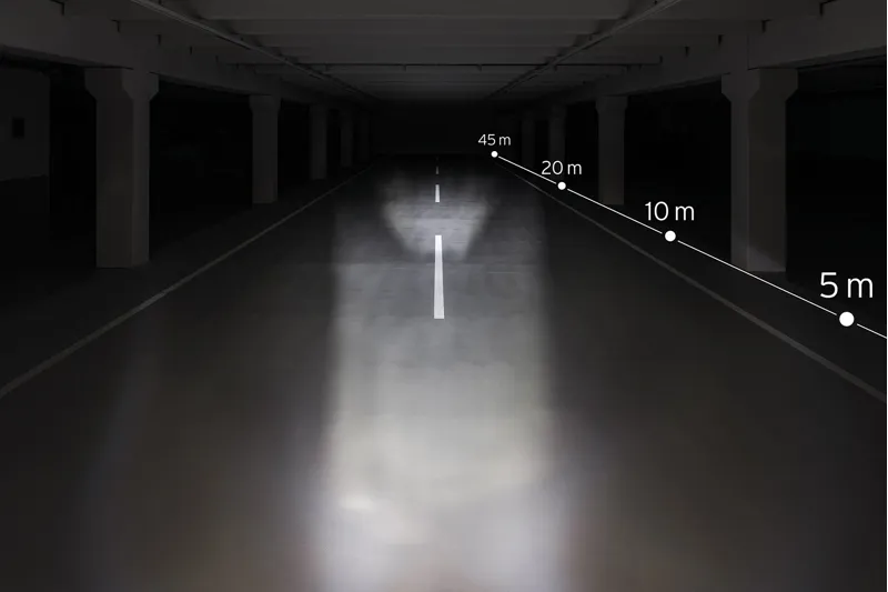 Busch + Muller Avy N Plus 40 Lux Front Dynamo Light in Black-2