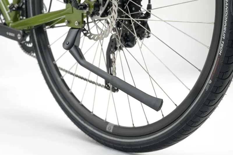 Genesis Tour De Fer 10 Flat Bar Touring Bike in Olive The Vida Loca Green-12