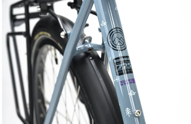 Genesis Tour De Fer 30 Flat Bar Touring Bike in Keith Flint Blue-8