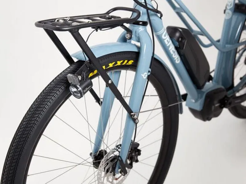 Genesis Columbia E-Bike in Pale Blue-3