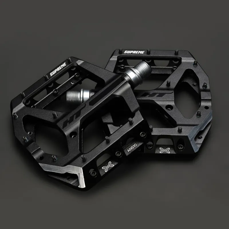 HT Components ANS-10 Supreme Flat Pedals in Stealth Black 9/16-1